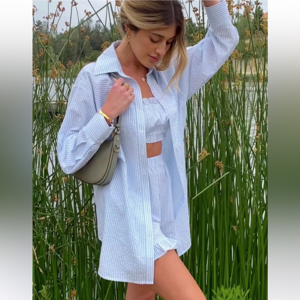 RAHI Oversized Button-Down Shirt - Light Blue Striped, S